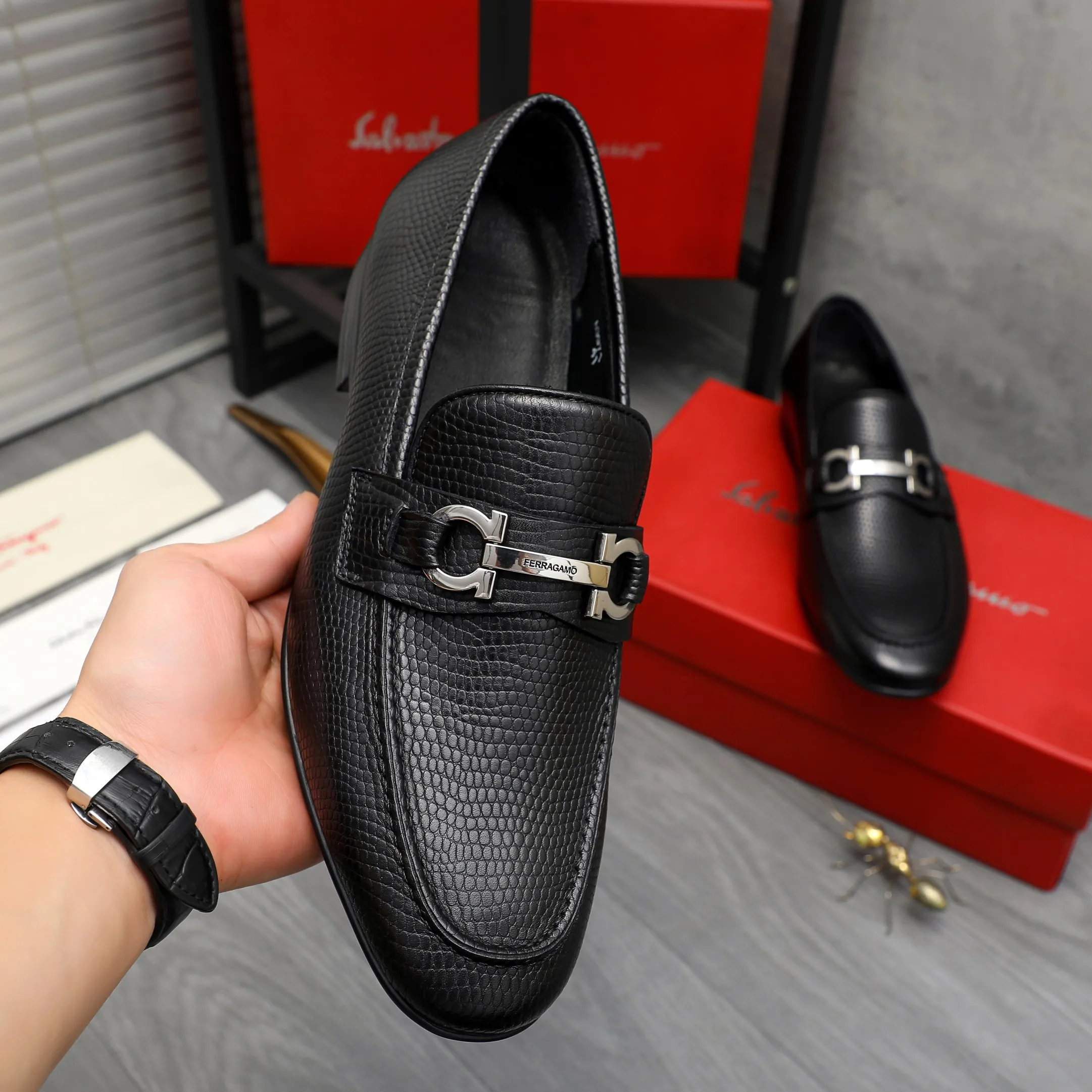Men's shoes 💰p442 Product trademark: Ferragamo "Ferragamo" business slip-on leather shoes. Regular size: 38-46 (45.46 is custom-made and non-returnable) Product materials: Selected grained cowhide upper, cowhide lining, rubber outsole
